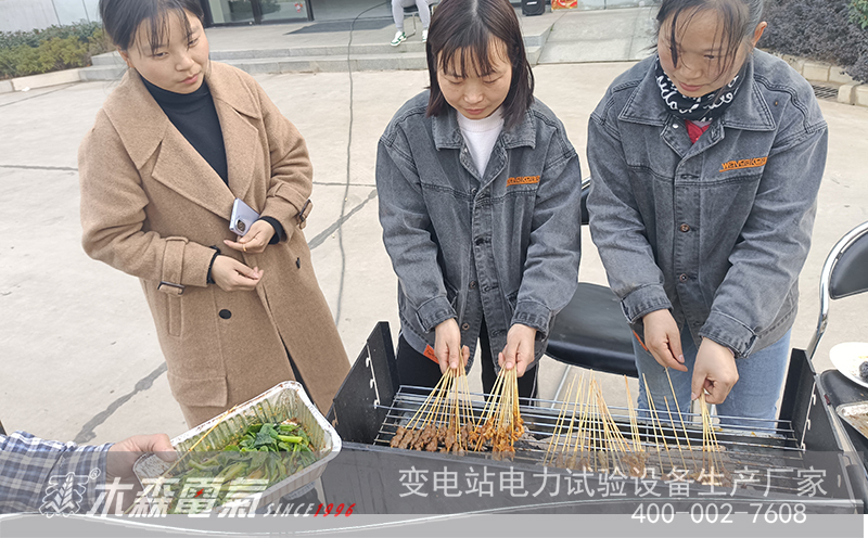 燃情三月，食不可擋，女神約會鳳凰園